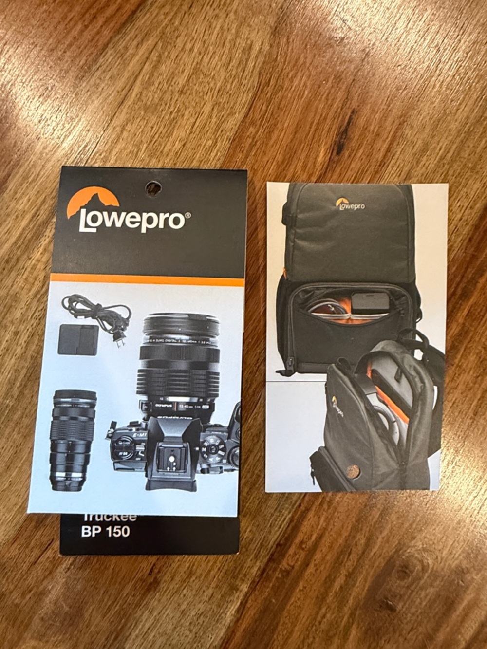 Lowepro Compact Camera Backpack Bag - Gray - Picture 4 of 7